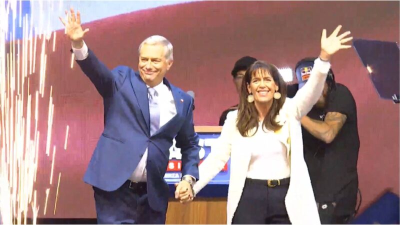 José Antonio Kast celebra eleição como presidente no Chile