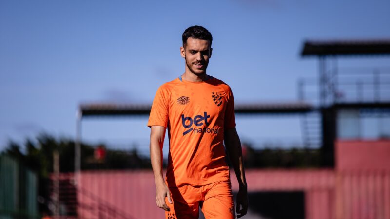 Volante Lucas Kal não se reapresentará no Sport; entenda situação