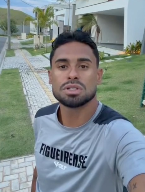 “Uma nova história”, diz Kayke sobre retorno ao Figueirense