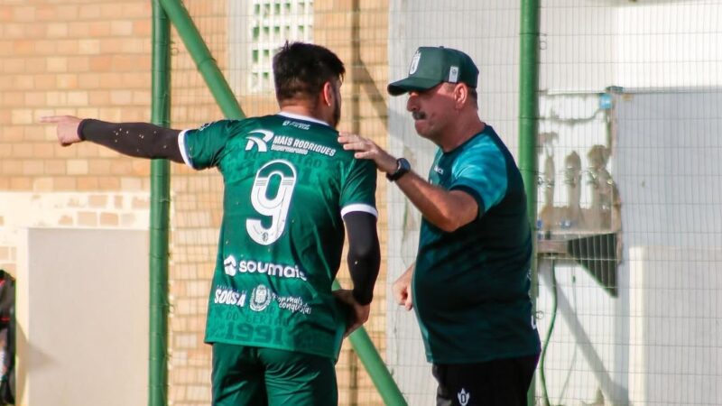 Leandro Campos elogia estrutura e prevê boa temporada no Sousa: “Equipe respeitada”