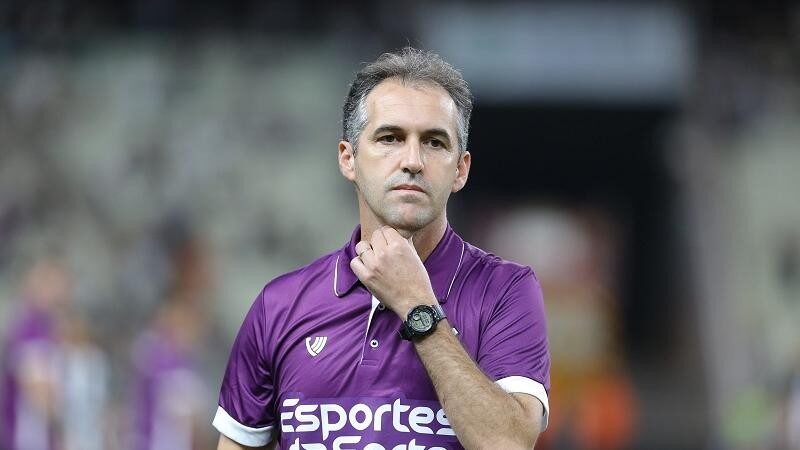 Presidente eleito do Sport diz estar “apalavrado” com técnico Léo Condé, ex-Ceará e Vitória