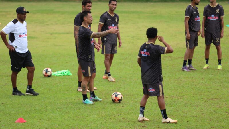 Hoje no Sobradinho-DF, Bernardo reforça carinho pelo Vasco e torce por bi na Copa do Brasil