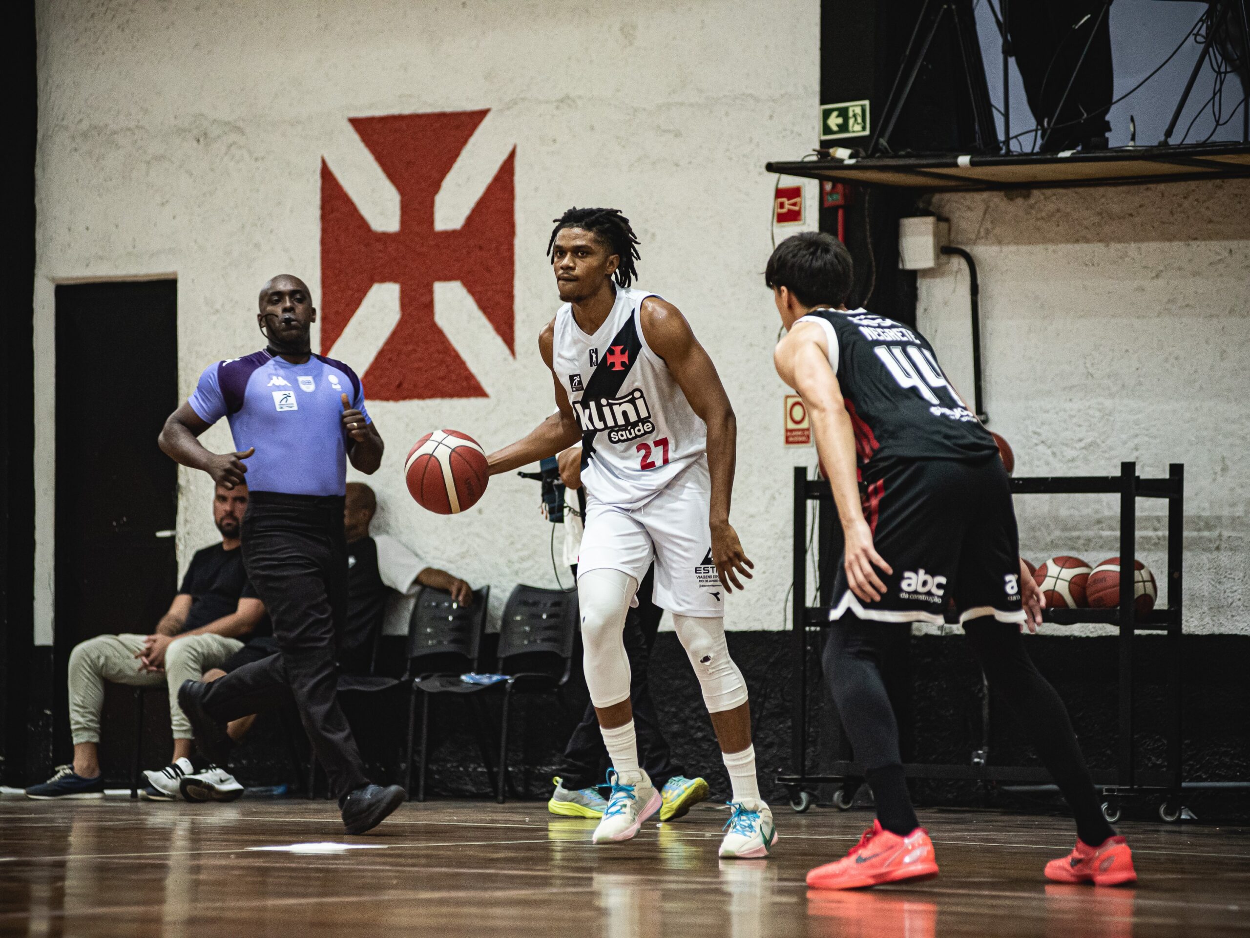 Flamengo vence Vasco em São Januário e mantém rival na lanterna do NBB