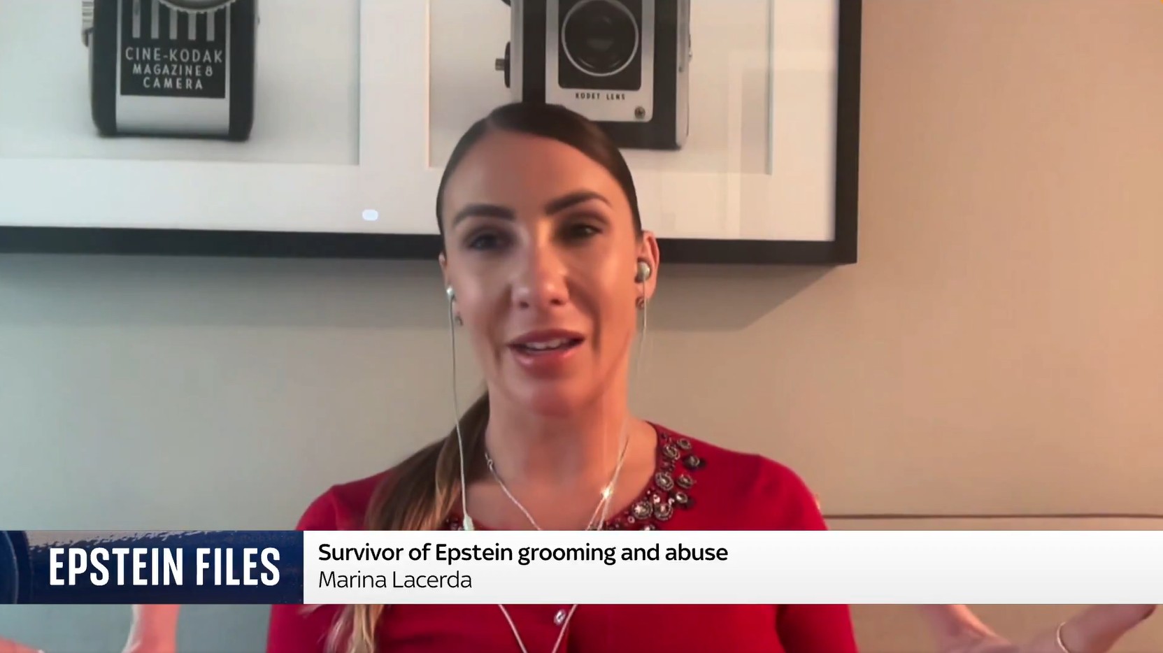 Brasileira abusada por Epstein critica censura em fotos e documentos dos arquivos de Epstein: ‘Tapa na cara’