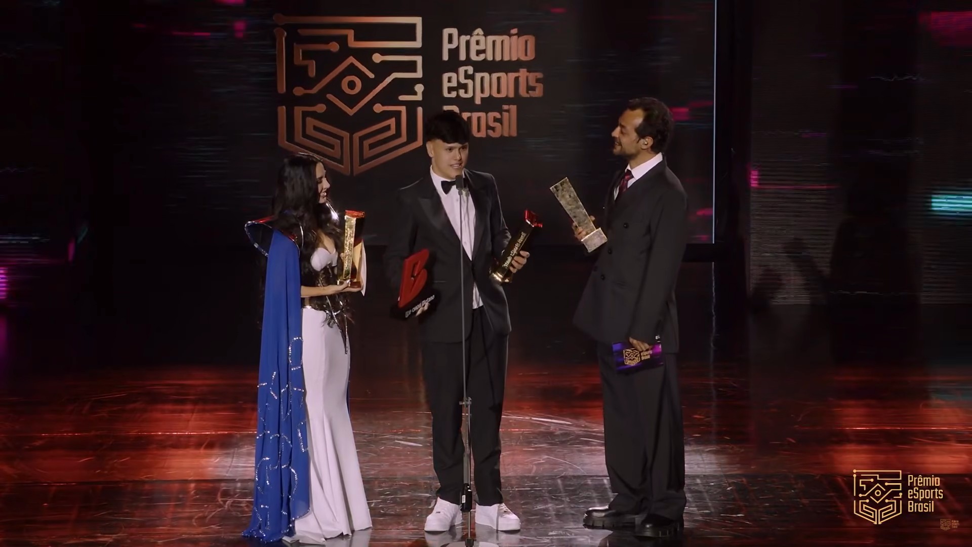 PeB 2025: MT7 é eleito Atleta do Ano e sai da cerimônia com três troféus