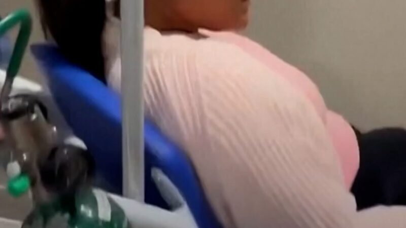 Mulher dá à luz em rodovia após ter atendimento negado em hospital nos EUA; VÍDEO