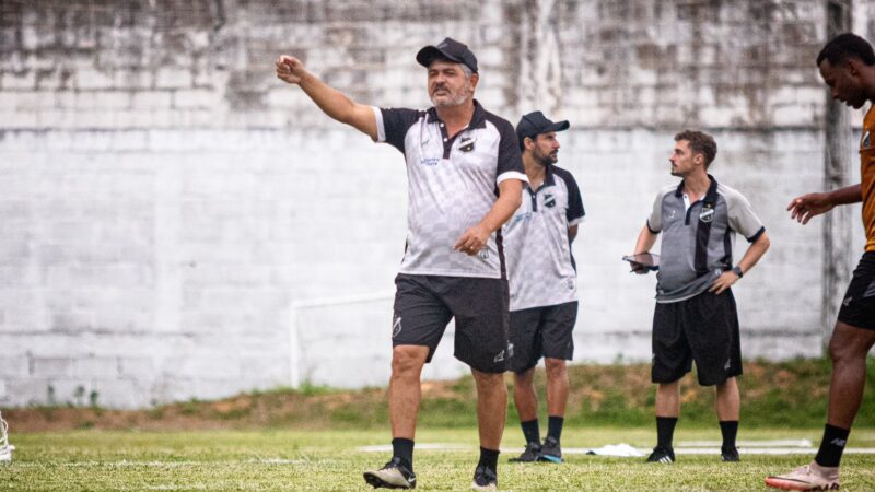 Técnico Ney Franco é anunciado por clube da Jordânia