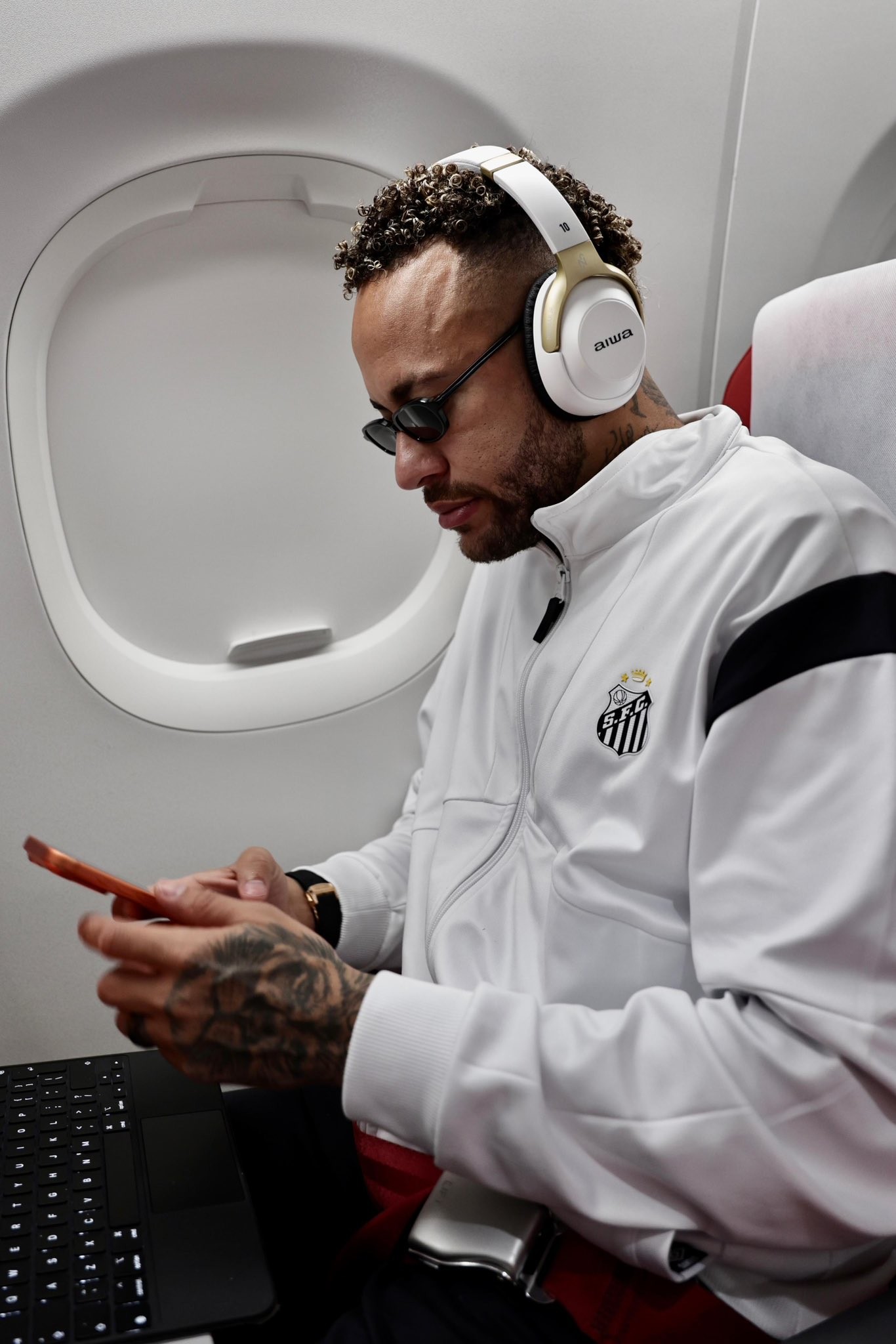 Neymar tenta marca inédita em 2025 para ajudar Santos a ficar na Série A