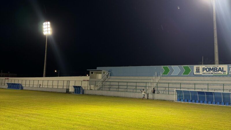 Estádio Pereirão, em Pombal, ganha nova iluminação em LED e fica apto 
a receber jogos noturnos