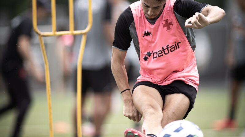 Escalação do Vasco: sem Piton, veja o provável time para enfrentar o Fluminense na semifinal