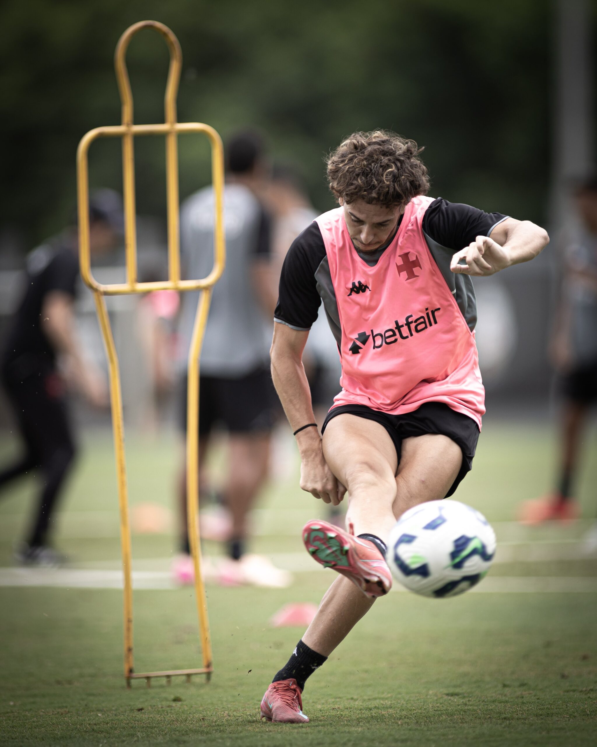 Escalação do Vasco: sem Piton, veja o provável time para enfrentar o Fluminense na semifinal