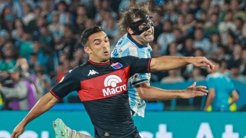 Jogador envolvido em fratura de Pedro, do Flamengo, nocauteia rival na Argentina com chute no rosto