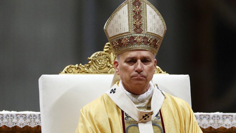 Papa Leão XIV diz que negar ajuda a pobres é rejeitar a Deus, em sua 1ª Missa do Galo