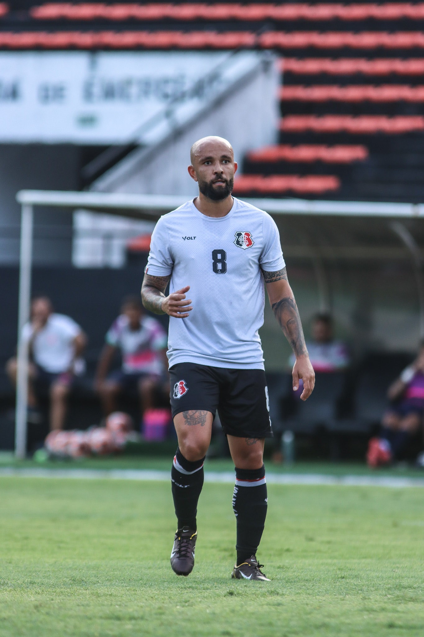 Em primeiro jogo-treino, Santa Cruz esboça possível time para início de 2026; veja escalação