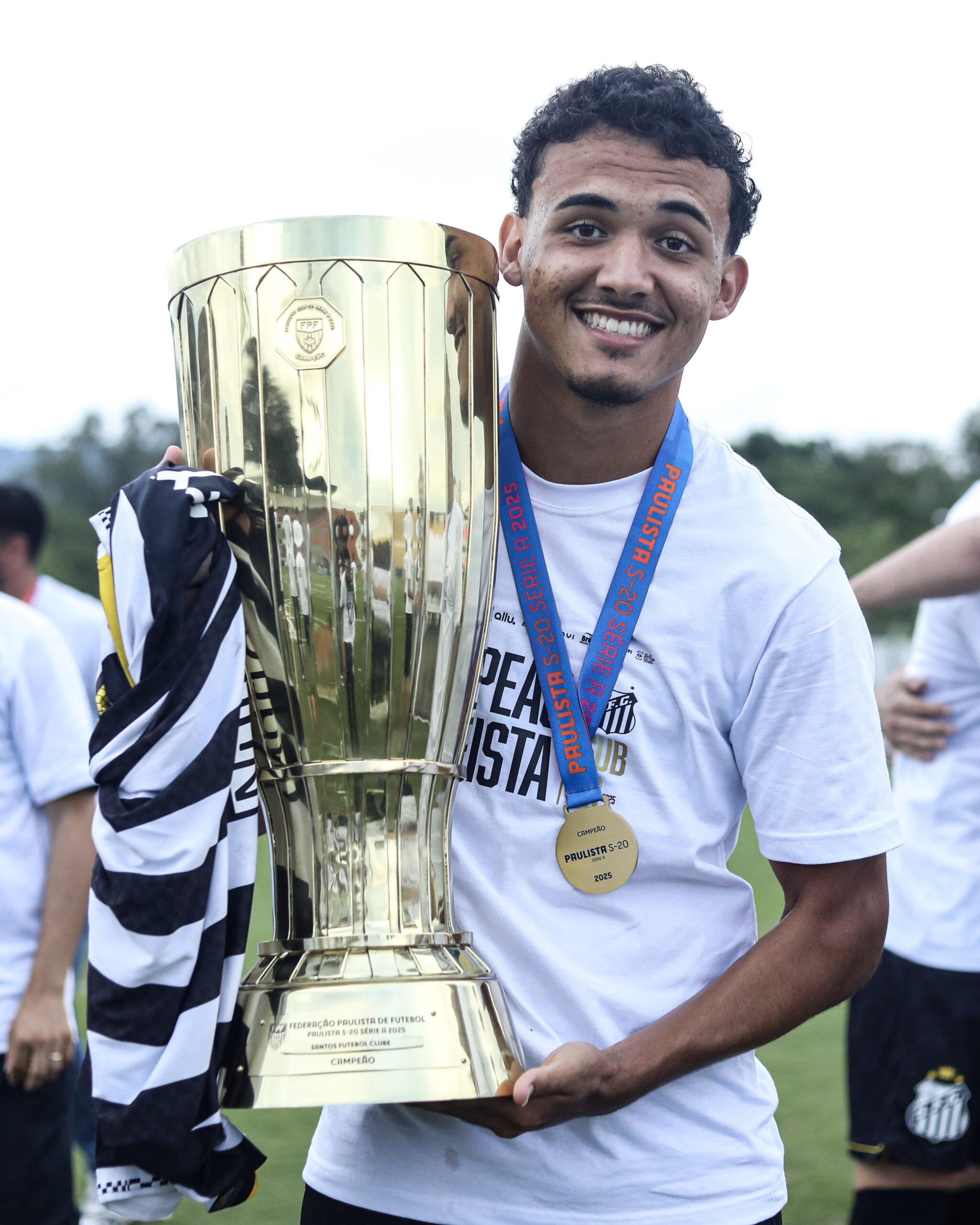 Joia 2026: Pepê Fermino se consolida no Santos e pode ser o camisa 10 do futuro