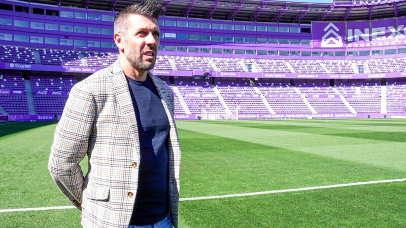 Inter anuncia Paulo Pezzolano para comandar o time em 2026