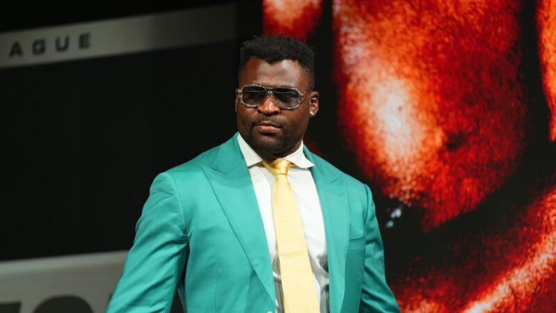 Francis Ngannou aceita desafio de novo campeão da PFL