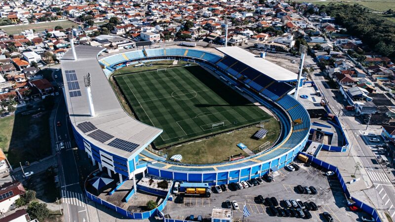 Avaí recebe proposta de investimento para se transformar em SAF