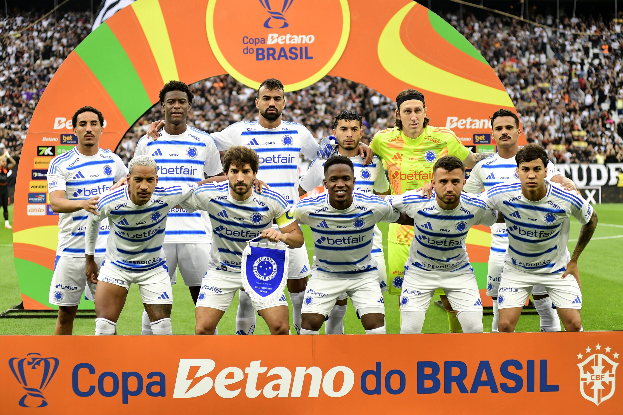 Troféu Guará 2025: Cruzeiro lidera seleção e premiados da temporada; veja vencedores