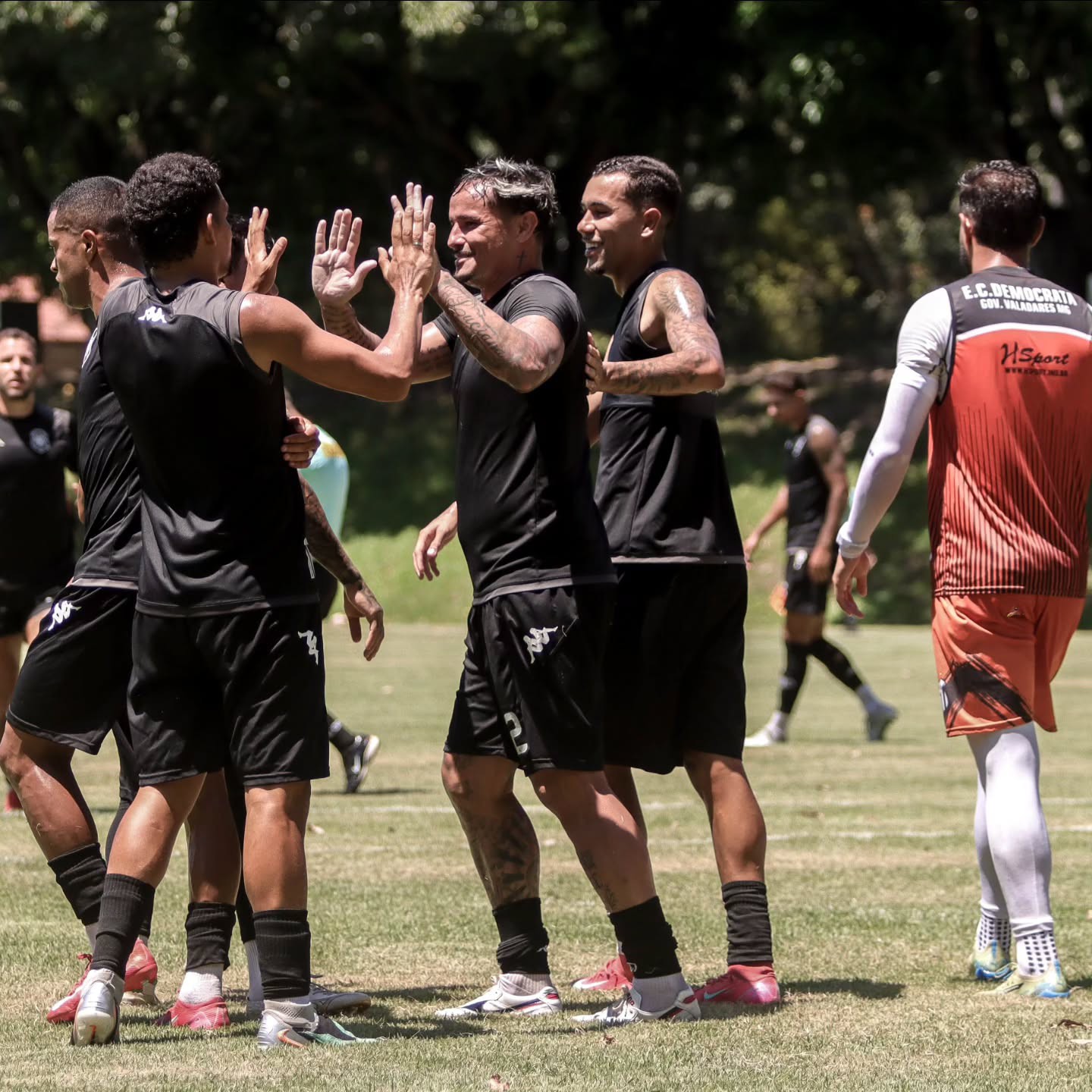 Edu marca, mas Rio Branco-ES empata jogo-treino contra o Democrata GV