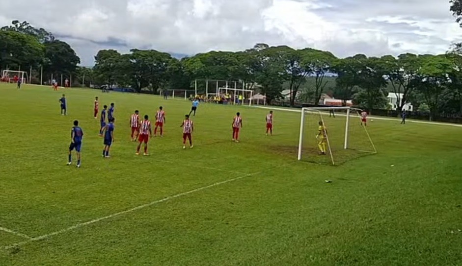 Santa Cruz-AC vence de virada, segue líder do Grupo D e está nas quartas de final da MGF Cup Sub-16