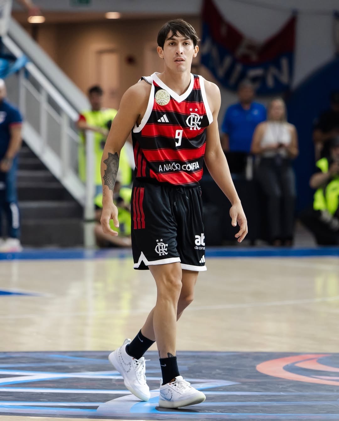 Flamengo sofre com má pontaria e perde para o Nacional-URU na Champions das Américas