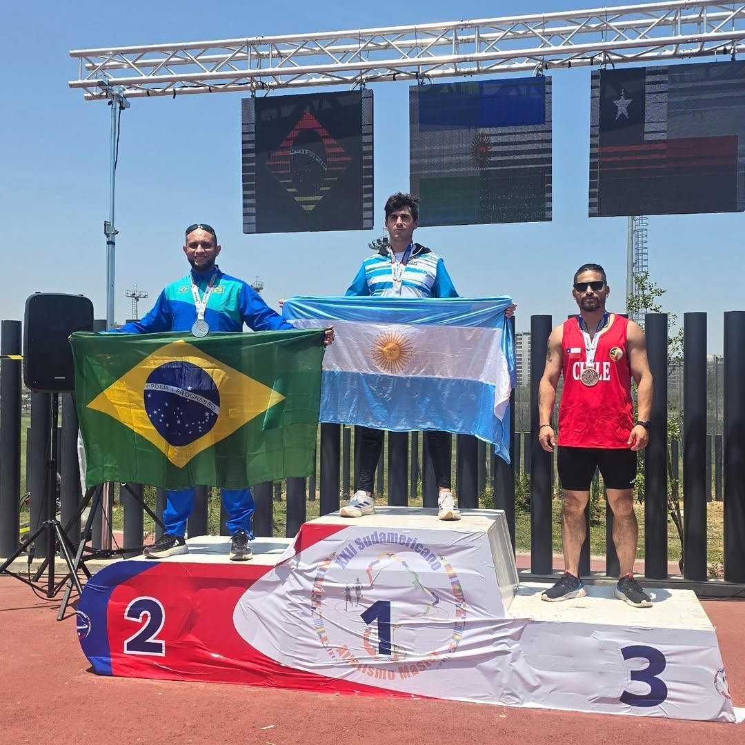 Velocista acreano fecha temporada com três medalhas de prata no Sul-Americano Master, no Chile