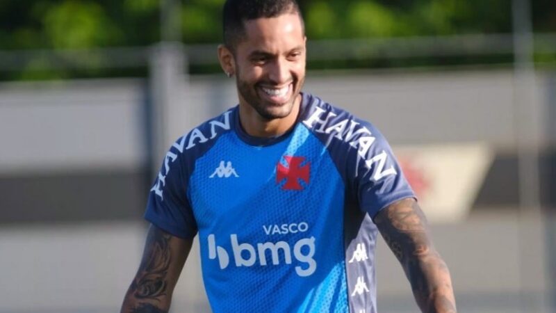 Rômulo vê Diniz como diferencial do Vasco na Copa do Brasil e defende Pedrinho: “Tem caráter”