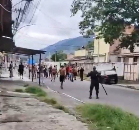 Fluminense x Vasco: homem é esfaqueado em briga de torcedores antes de jogo da Copa do Brasil