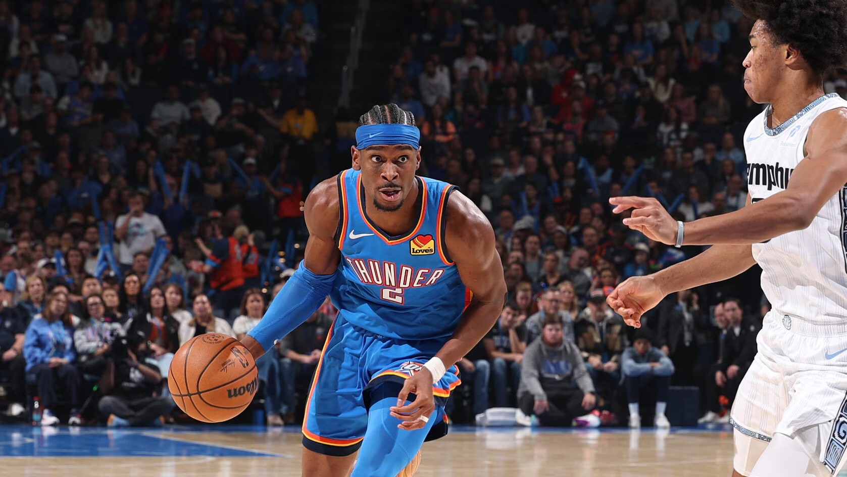 Shai Gilgeous-Alexander chega a 100 jogos seguidos com pelo menos 20 pontos