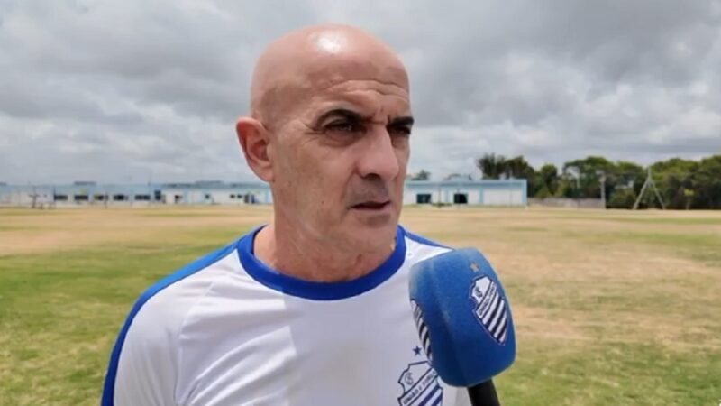 Schülle explica como é o desafio de montar o novo time do CSA: “Não pode parar em frente ao problema”