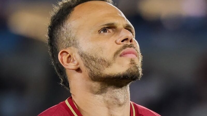 Renê fecha 1º ano pelo Fluminense com vaga na Libertadores e quedas em semifinais