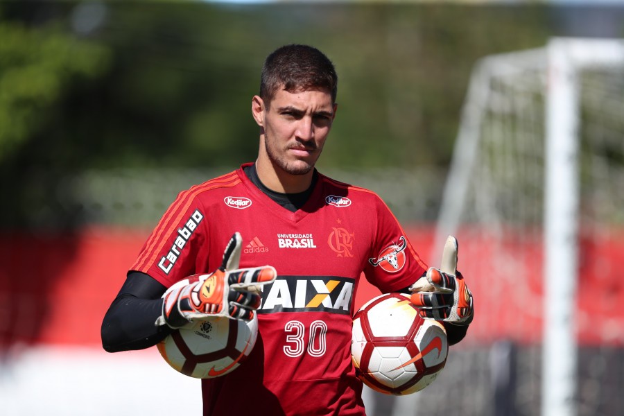 Goleiro Thiago, ex-Flamengo, reforça o Joinville para 2026