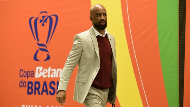 Fabinho Soldado revela reunião com presidente do Corinthians e deixa futuro aberto: “Vamos alinhar”