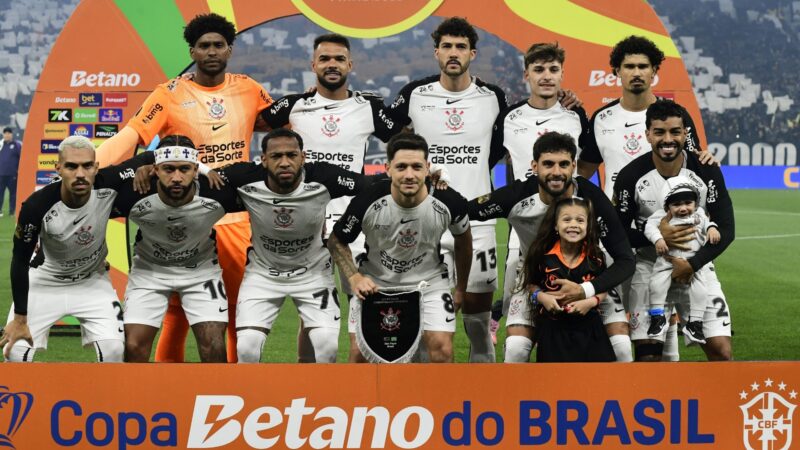 Atuações do Corinthians: Dorival Júnior é o pior em jogo ruim do meio-campo; dê suas notas