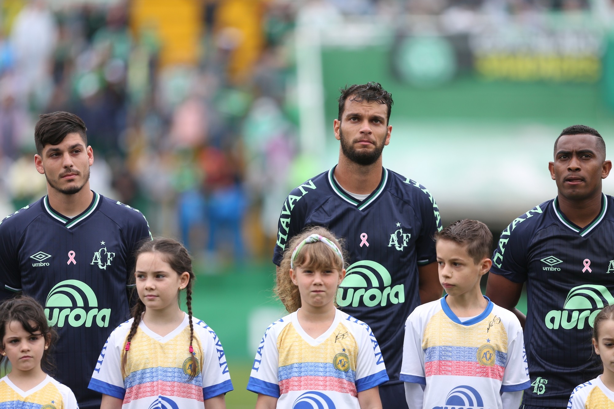 Atacante revelado no Botafogo fecha com a Chape para a Série A