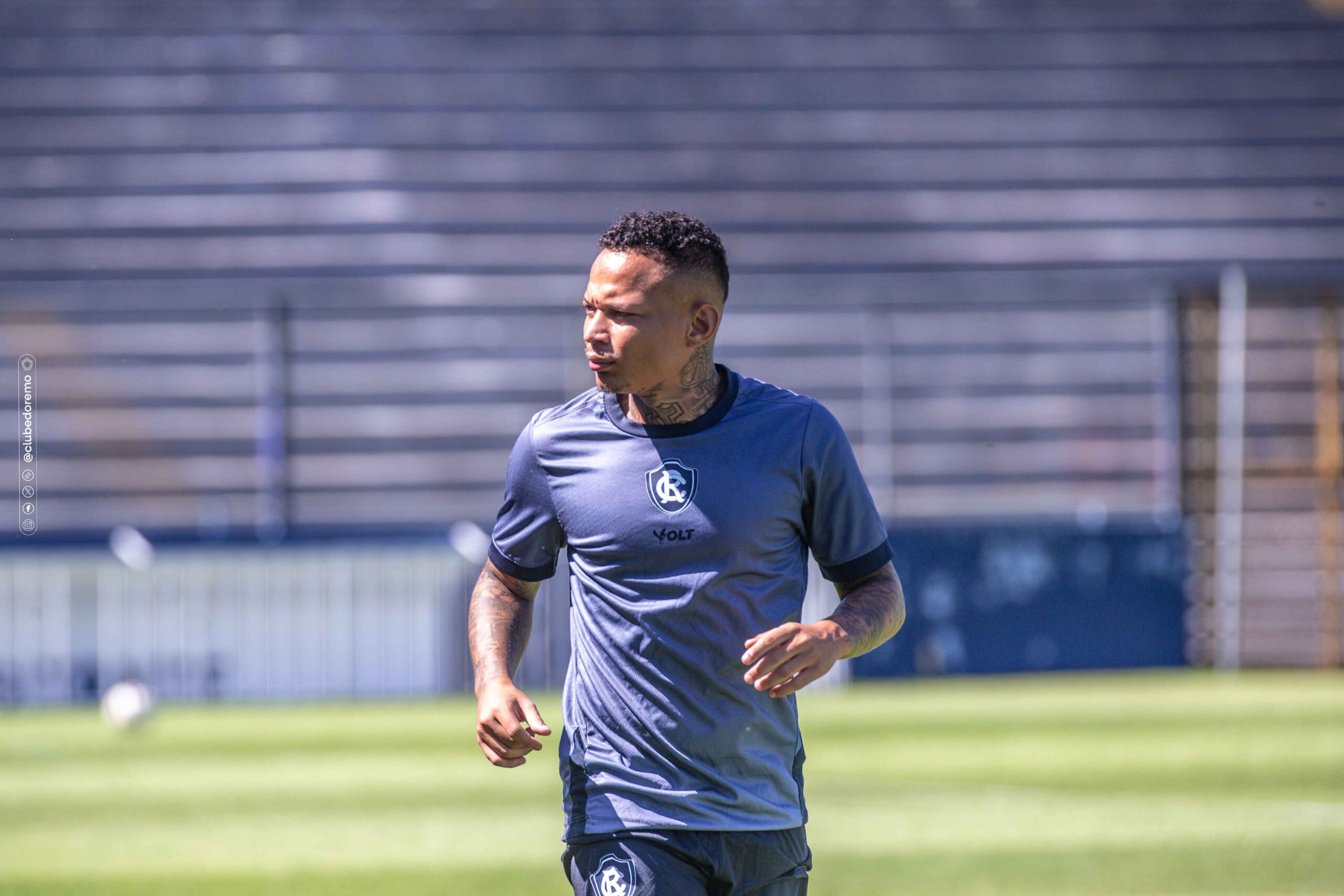 Vila Nova sonda o atacante Janderson, do Ceará