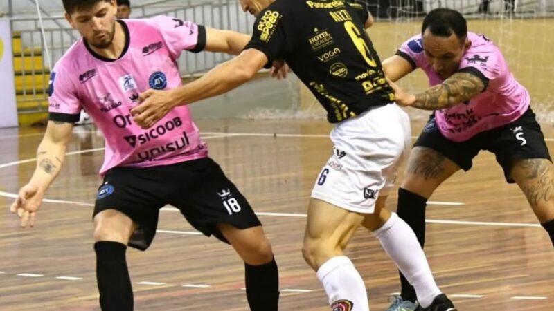 Tubarão empata com o Joaçaba e garante permanência na Série Ouro