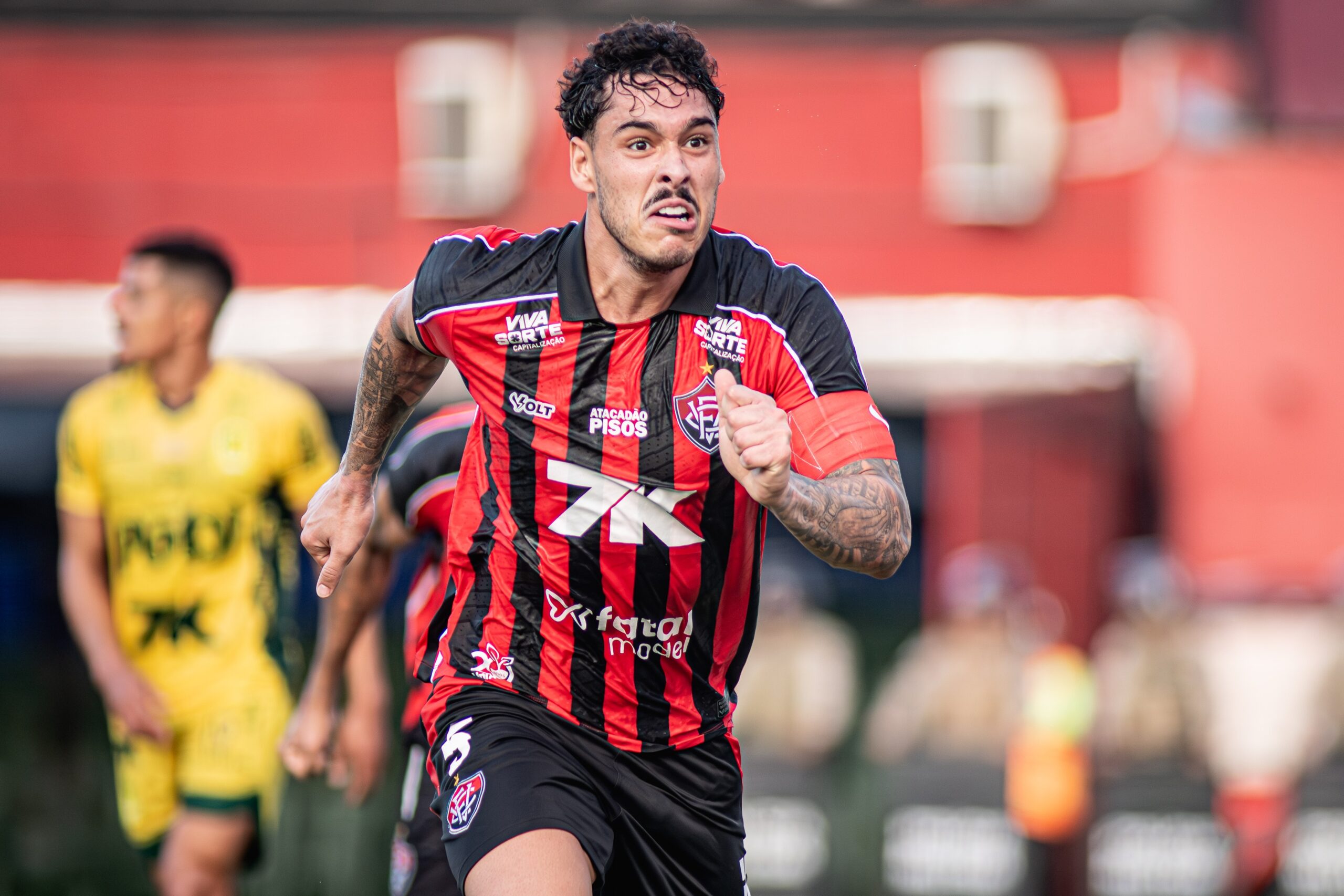 Sem acerto com o Vitória, Lucas Halter, que pertence ao Botafogo, acerta com o Houston Dynamo