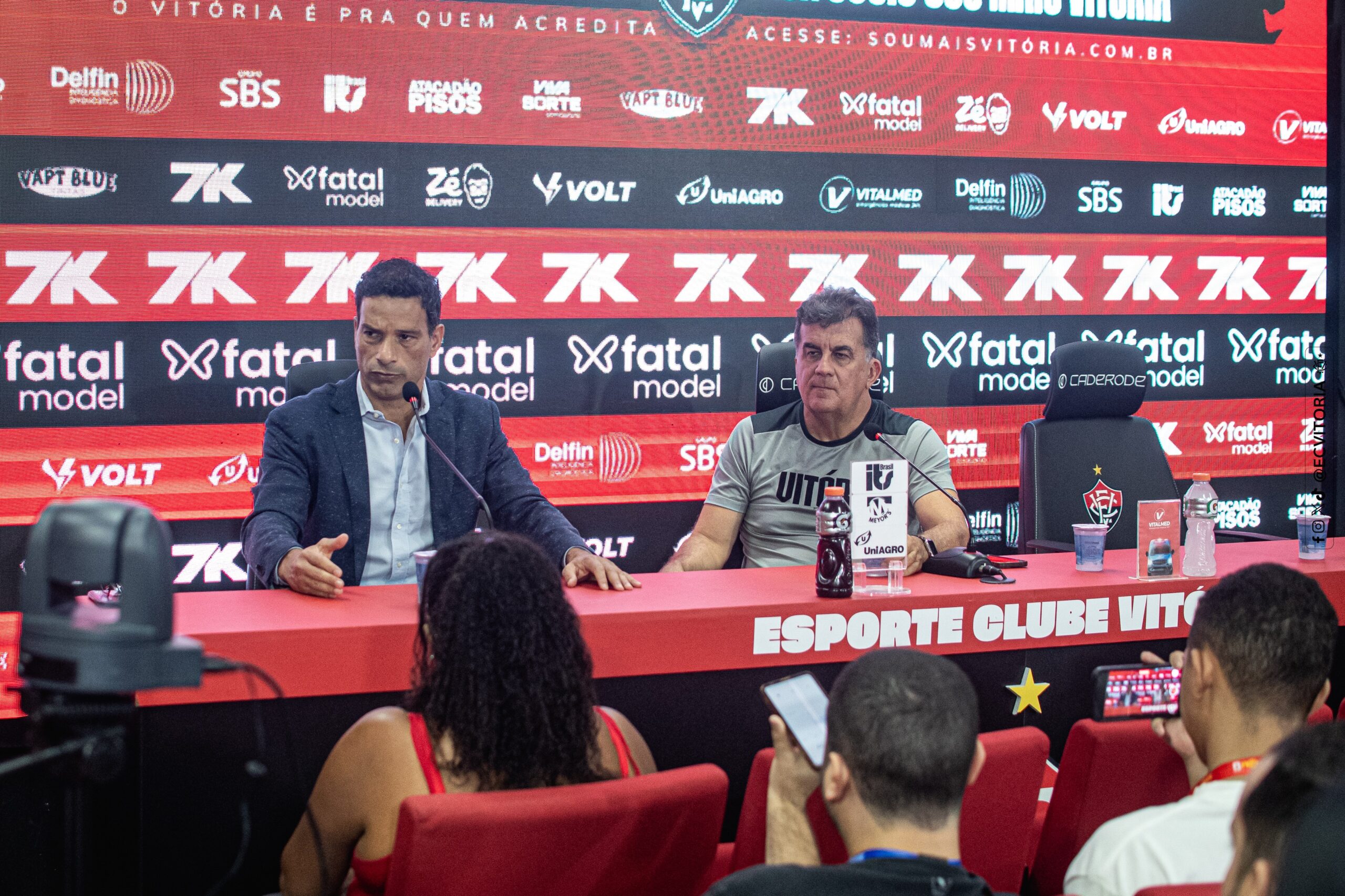 Sexto diretor de futebol na gestão de Fábio Mota, Gustavo Vieira tem futuro incerto no Vitória