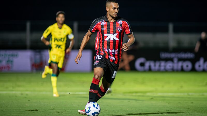 Presidente do Vitória descarta Lucas Braga para 2026 e deixa saída de estrangeiros em aberto