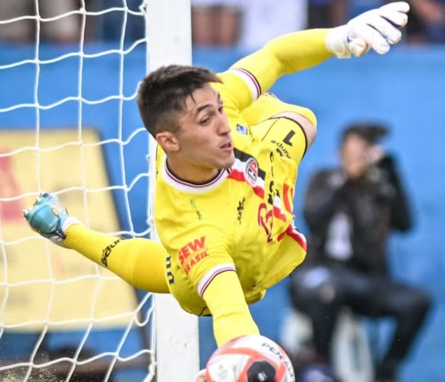 Primavera anuncia goleiro destaque da Série A2