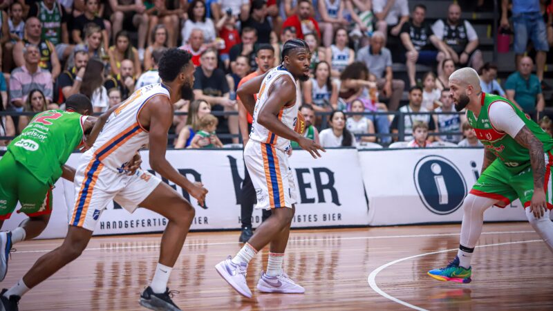 União Corinthians recebe o Basquete Unifacisa em mais uma rodada do NBB 2025/2026