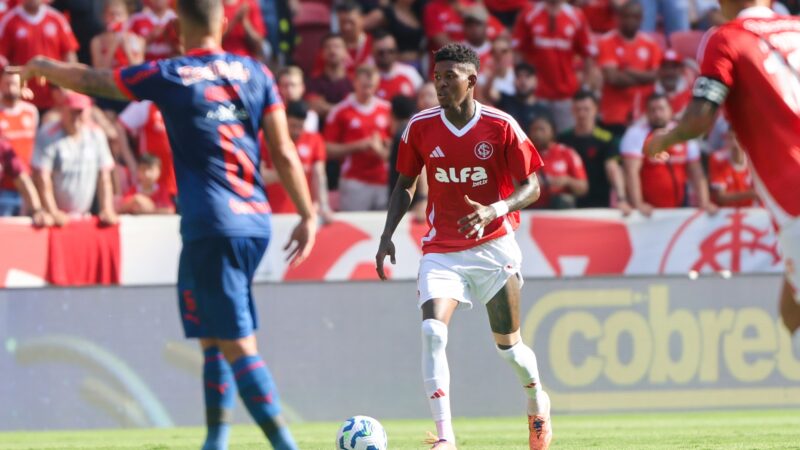 Cruzeiro encaminha a contratação de Vitão, do Internacional