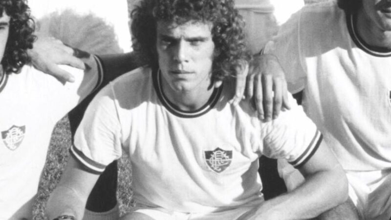 Morre Manfrini, ídolo do Fluminense, aos 75 anos