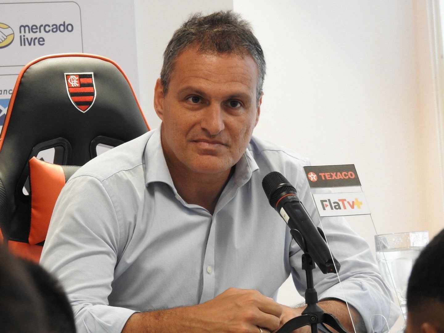 Corinthians negocia a contratação de Bruno Spindel, ex-Flamengo, para o lugar de Fabinho Soldado