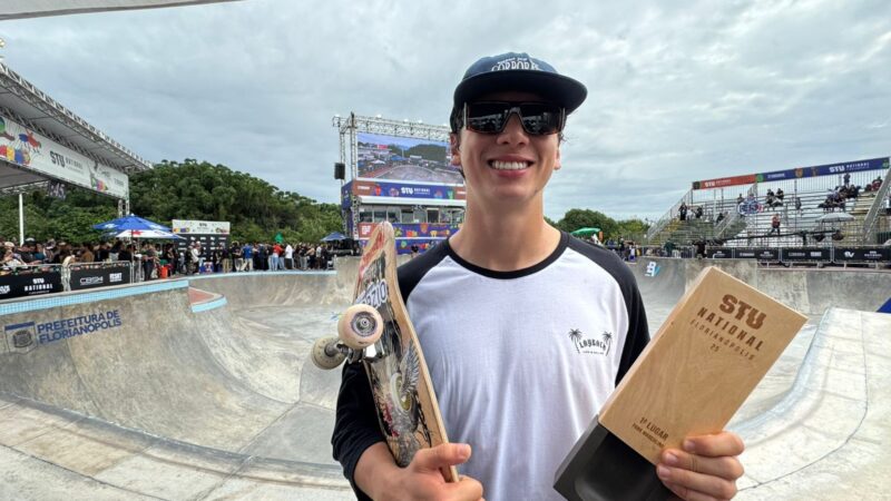 Skatista Luigi Cini é eleito o atleta do ano no esporte paranaense em enquete do ge; veja