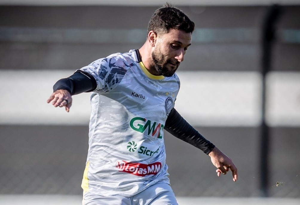 Atlético-GO faz proposta por Boschilia, mas acerto é improvável