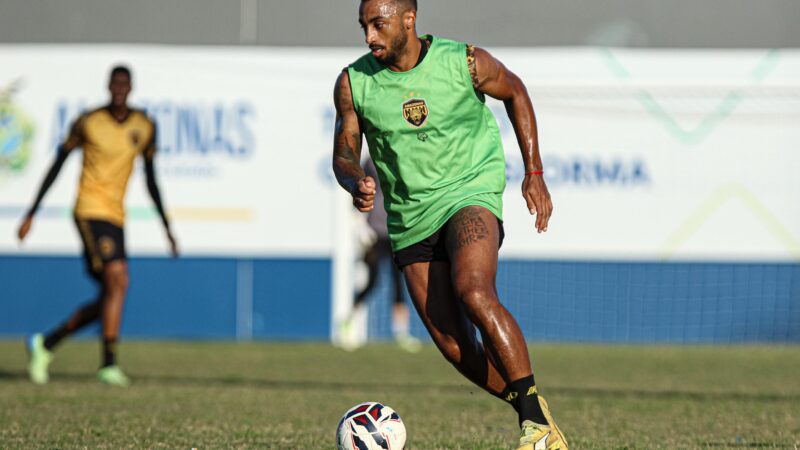 Carlos Akapo afirma que Amazonas deve quatro meses de salários; Clube nega