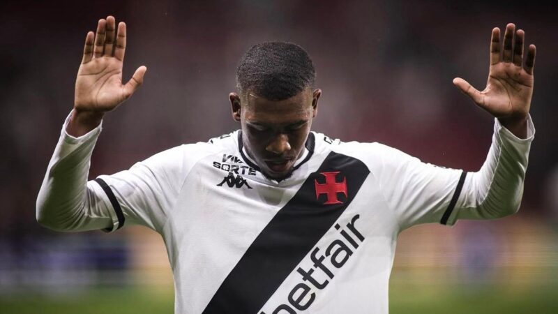 “Não tem outro Rayan”: atacante busca primeiro título da carreira e é o rosto do Vasco em 2025